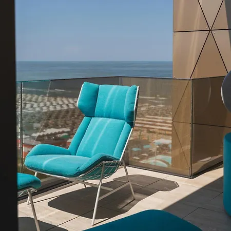 The Promenade Luxury Wellness 5* Ριτσιόνε