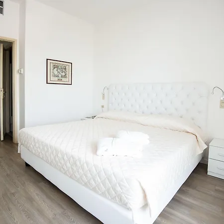 The Promenade Luxury Wellness 5*