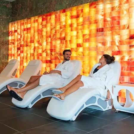 호텔 The Promenade Luxury Wellness 5*