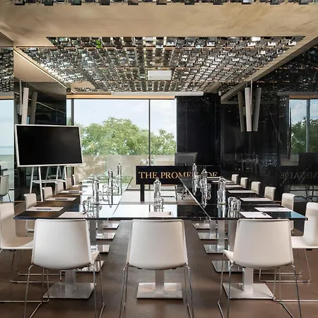 Hotel The Promenade Luxury Wellness Riccione