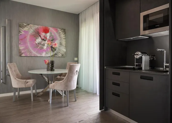 The Promenade Luxury Wellness Hotel 5*