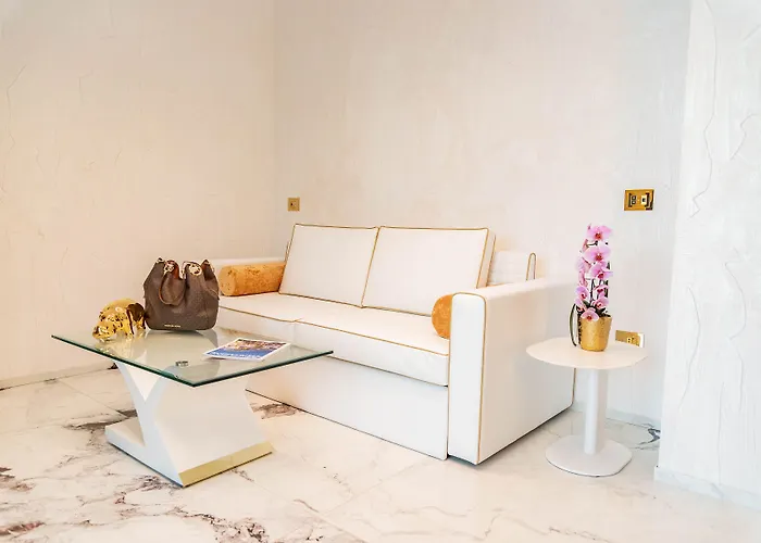 The Promenade Luxury Wellness