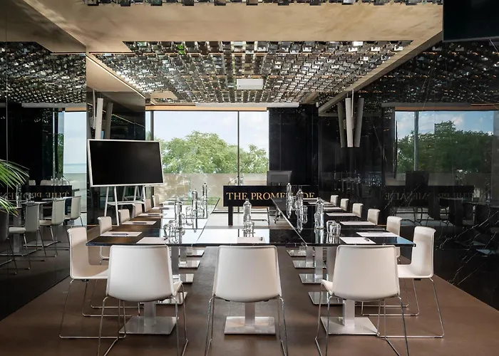 Hotel The Promenade Luxury Wellness Riccione