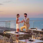 The Promenade Luxury Wellness