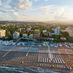 The Promenade Luxury Wellness 5*