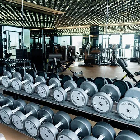 The Promenade Luxury Wellness ريتشيوني