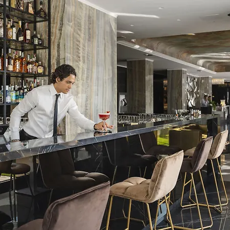 The Promenade Luxury Wellness Отель 5*