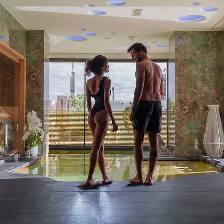 The Promenade Luxury Wellness