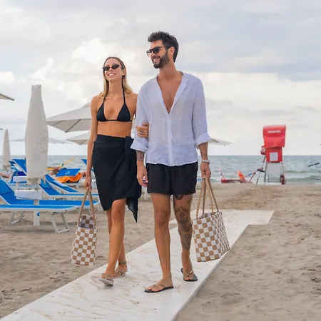 Hotel The Promenade Luxury Wellness Riccione
