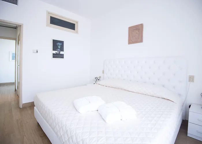 호텔 The Promenade Luxury Wellness