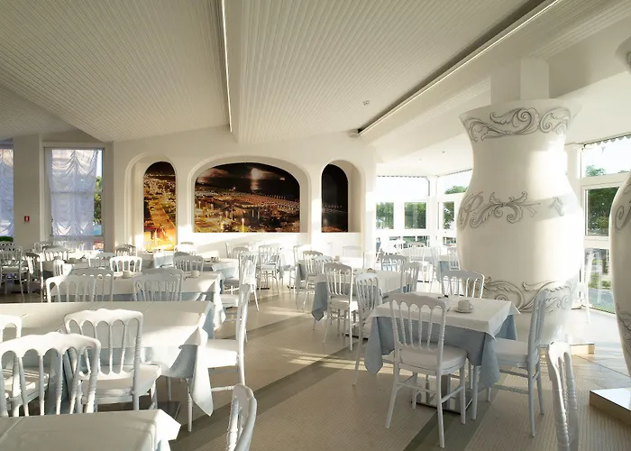 The Promenade Luxury Wellness