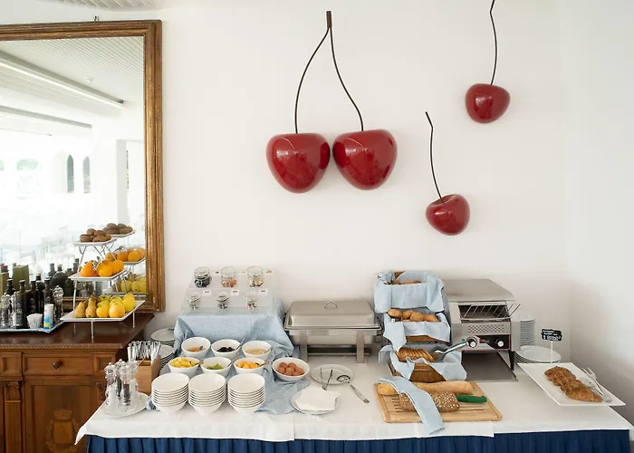 호텔 The Promenade Luxury Wellness