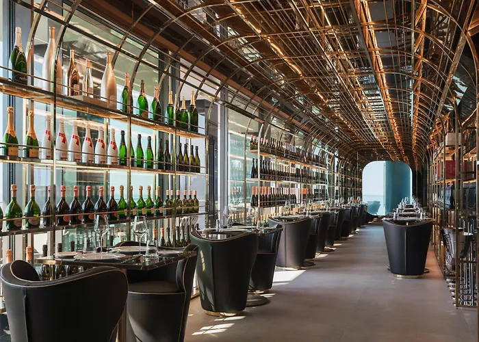 The Promenade Luxury Wellness