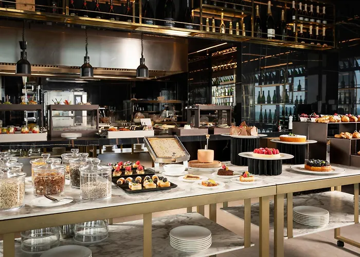 The Promenade Luxury Wellness Отель