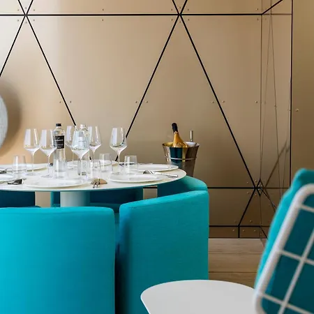 The Promenade Luxury Wellness